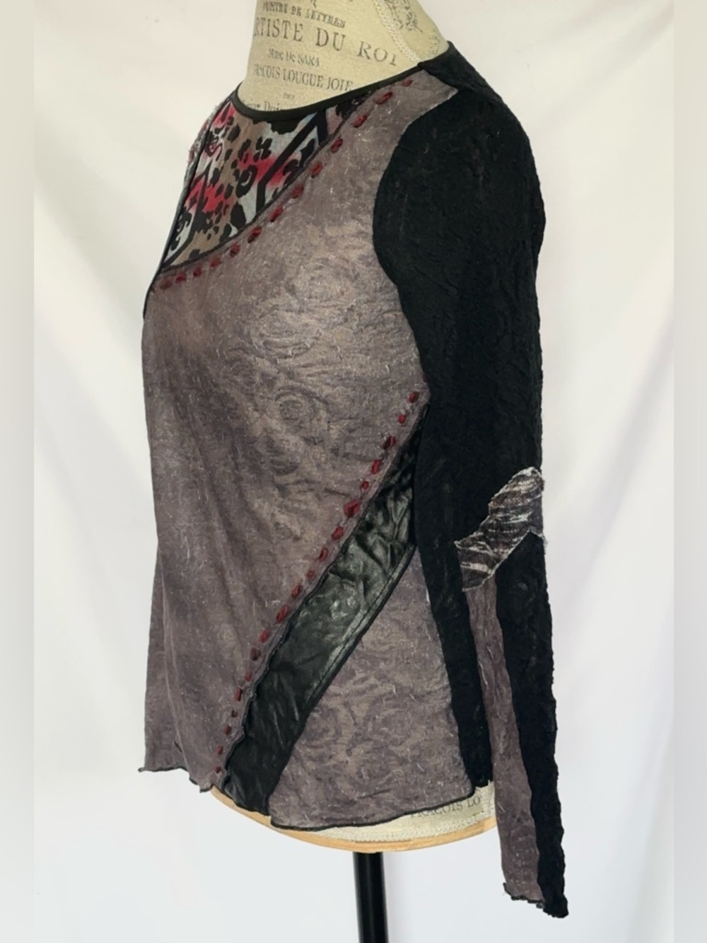 Adam Jacobs Black Geometric Blouse - Picture 2 of 9
